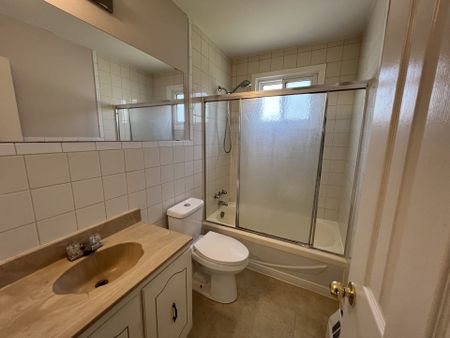 For Lease - 86 Brock Street Unit# 3, Oshawa, Ontario - Photo 2