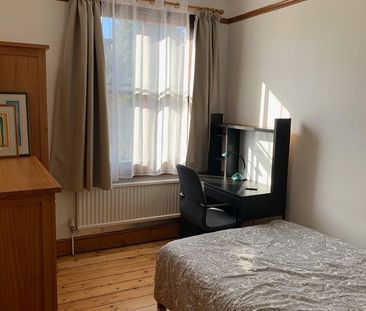 Room in a Shared House, Hewitt Avenue, N22 - Photo 6