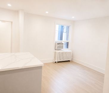 For Lease - 810 Bloor Street Unit# 200, Toronto, Ontario - Photo 4