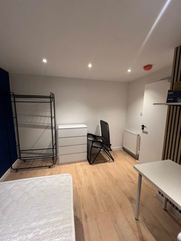 chipka house ROOM 1 ROOM 3 - Photo 3