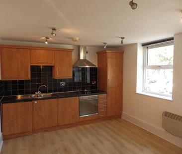 2 bedroom apartment to rent - Photo 4