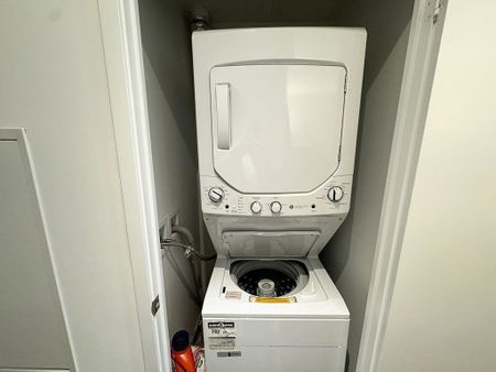 For Lease - 20 Edward Street Unit# 2422, Toronto, Ontario - Photo 3