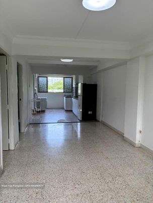 Blk 32 Holland Close (Queenstown), HDB 3 Rooms - For Rent - Photo 1