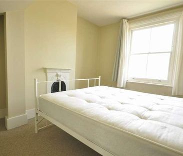 Elmbridge Road, Cranleigh, Surrey, GU6 - Photo 3