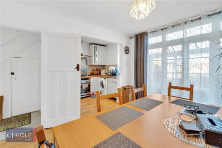 3 bedroom terraced house to rent - Photo 4