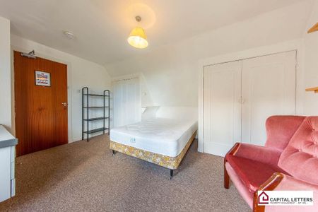 3 bedroom flat to rent - Photo 3