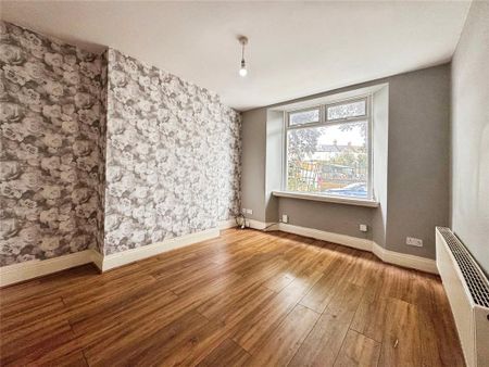 3 bedroom terraced house to rent - Photo 2