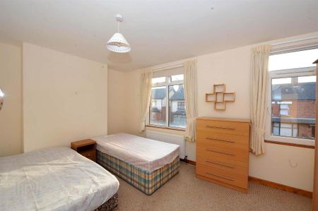 Hmo***, 77 Lower Windsor Avenue, Belfast, BT9 7DX - Photo 3