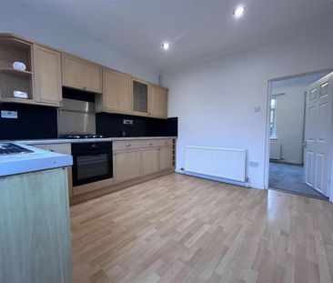 2 bedroom terraced house to rent - Photo 6