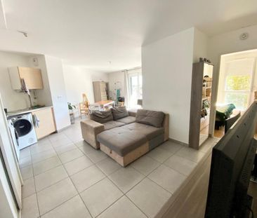 Location Appartement 3 pièces 64m² TOURS 37100 - Photo 2