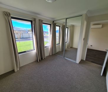 EXTRA SPECIAL FEEL - Photo 3