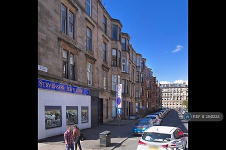 3 bedroom flat to rent - Photo 4