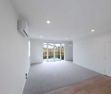 2/63 Hills Road, Edgeware - Photo 2