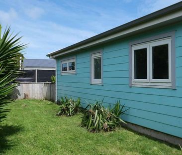 Stylish Three-Bedroom German-Engineered Home - Photo 5