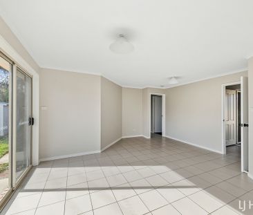 8A Mcburney Cres, Richardson ACT, Belconnen - Photo 3