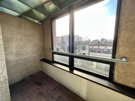 GUILHEMERY, beau T2 MEUBLE - Photo 3