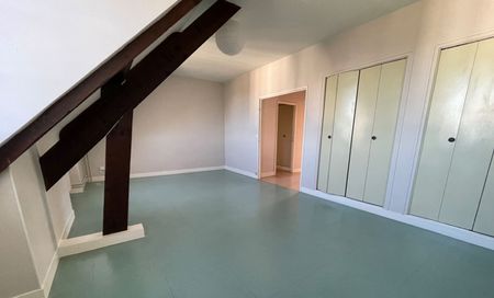 Location Appartement 2 pièces 61m² TOURS 37200 - Photo 2