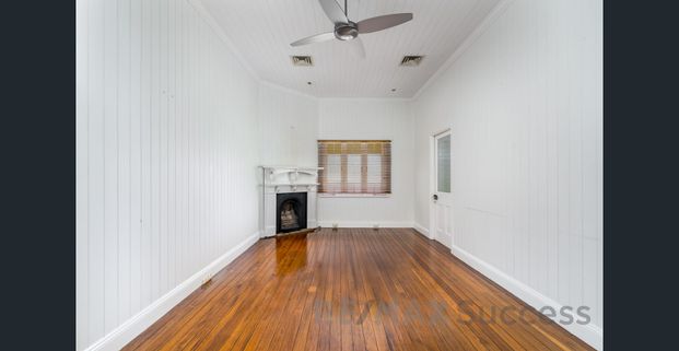 Charming Colonial Home in Prime East Toowoomba Location - Photo 1