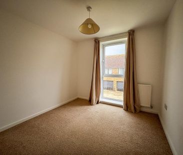 4 bedroom townhouse to rent - Photo 6