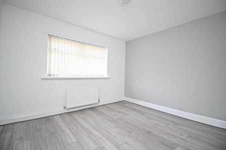 4 bedroom detached bungalow to rent - Photo 5
