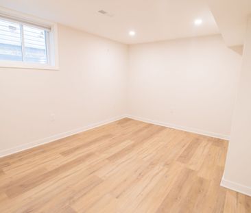 **ALL INCLUSIVE** 1 BEDROOM LOWER UNIT IN WELLAND!!! - Photo 6