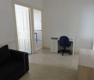 Location Appartement 2 pièces 34m² LE CREUSOT 71200 - Photo 5