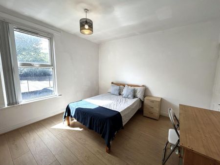 4 bedroom house share to rent - Photo 2