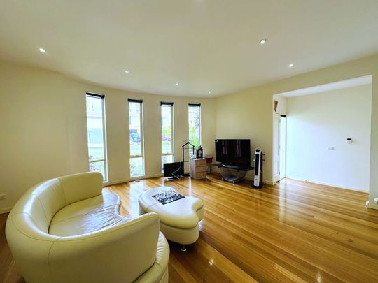 Family Favourite in double school Zone - Photo 1