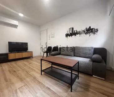 Alquiler de piso en Calle de la Infanta Mercedes, 46 - Photo 5