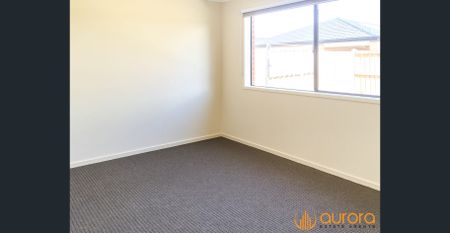 DESIRABLE FAMILY HOME - Photo 2