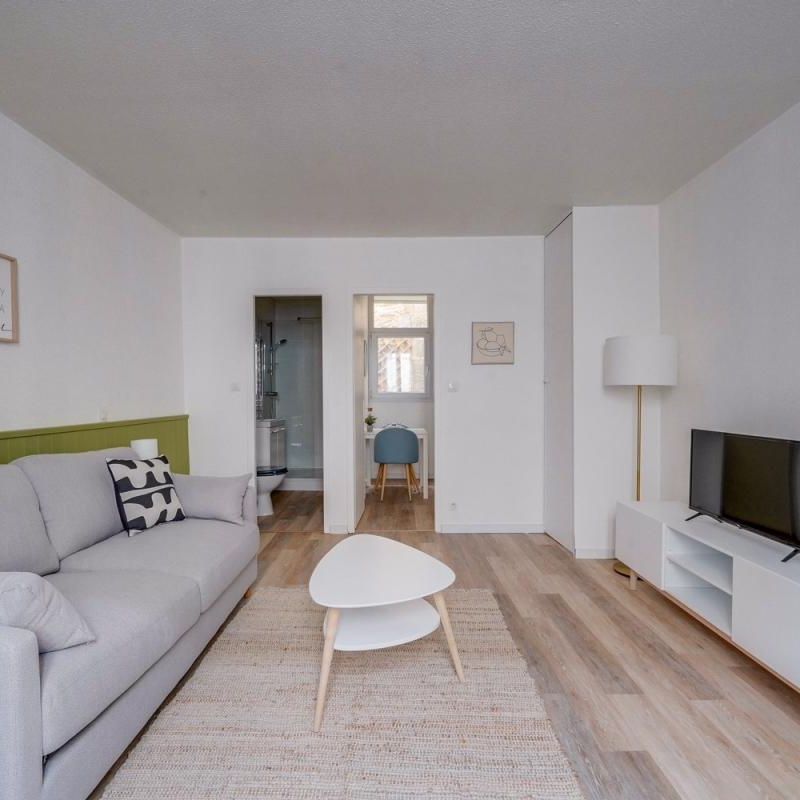 Location Appartement 1 pièce Meublé 24m² BORDEAUX 33000 - Photo 1