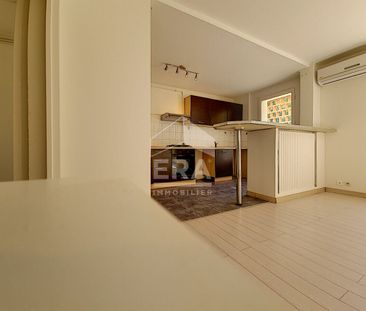 A LOUER - APPARTEMENT 3 PIECES AVEC PARKING ET CAVE - Photo 3