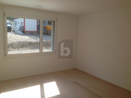 SUNNY AND MINERGIE-CERTIFIED WITH BALCONY - Foto 2