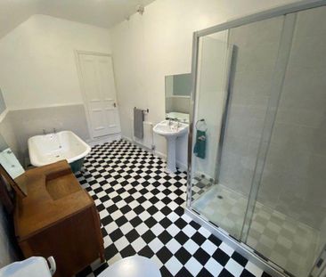 2 bedroom house to rent - Photo 1