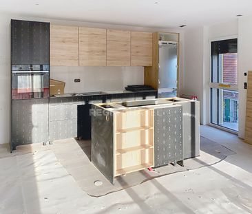 Beautiful 2.5pces new - Photo 1