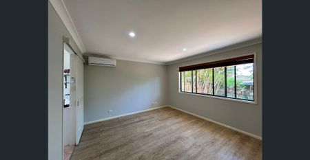 Renovated 4 Bedroom House! - Photo 4