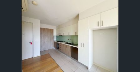 Modern 2 Bed | 2 Bath | 1 Car For rent in Balwyn North - Photo 4