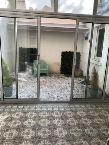 Appartement à louer - REIMS- CENTRE / HOTEL DE VILLE - Photo 3