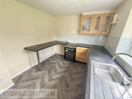2 bedroom semi-detached house to rent - Photo 2