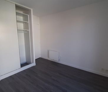 location Appartement T3 DE 74.2m² À VERSAILLES - Photo 4