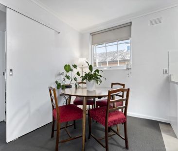 Bright & Spacious 1 bedroom! - Photo 4