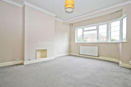 Field Place, New Malden, KT3 - Photo 2