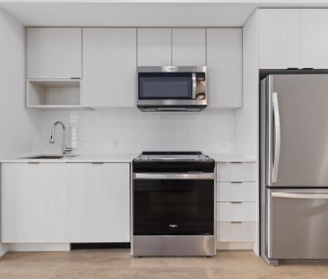 For Lease - 204 Burnhamthorpe Road Unit# 905, Mississauga, Ontario - Photo 3