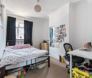6 bedroom terraced house to rent - Photo 5
