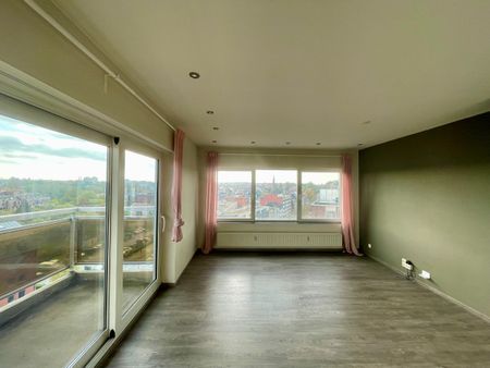 APPARTEMENT AAN STADSRAND MET PANORAMISCH ZICHT - Photo 2