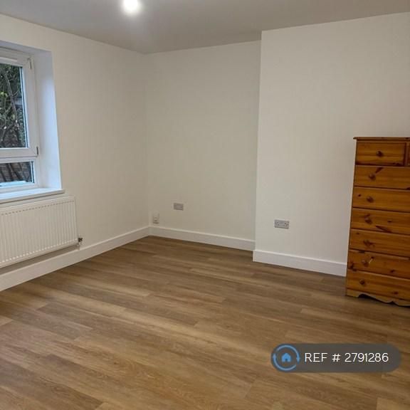 3 bedroom maisonette to rent - Photo 1