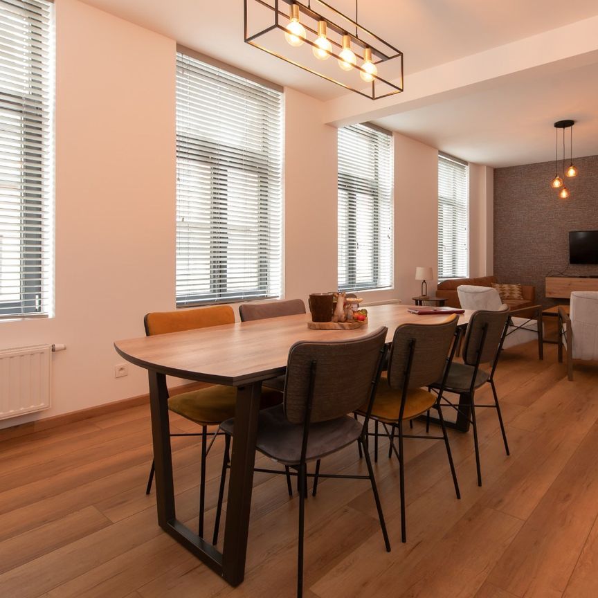 Royale, bemeubelde duplex met 3 slaapkamers in het hartje van Nieuwpoort - Photo 1