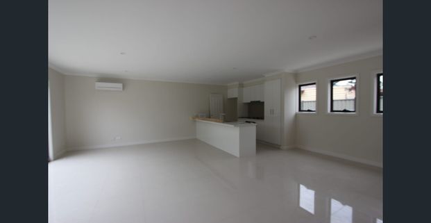 Great location - Photo 1