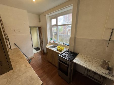 3 bedroom terraced house to rent - Photo 5