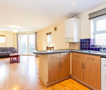 2 bedroom apartment to rent - Photo 2
